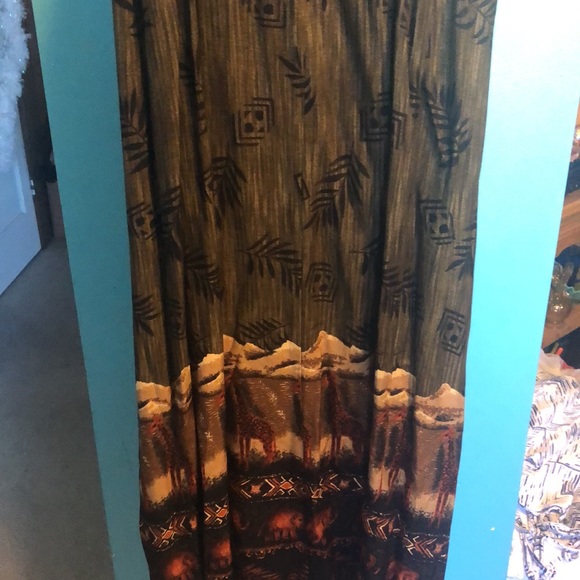 Tradition Maxi summer dress green/black top and safari bottom. Size 12p. - Picture 7 of 10